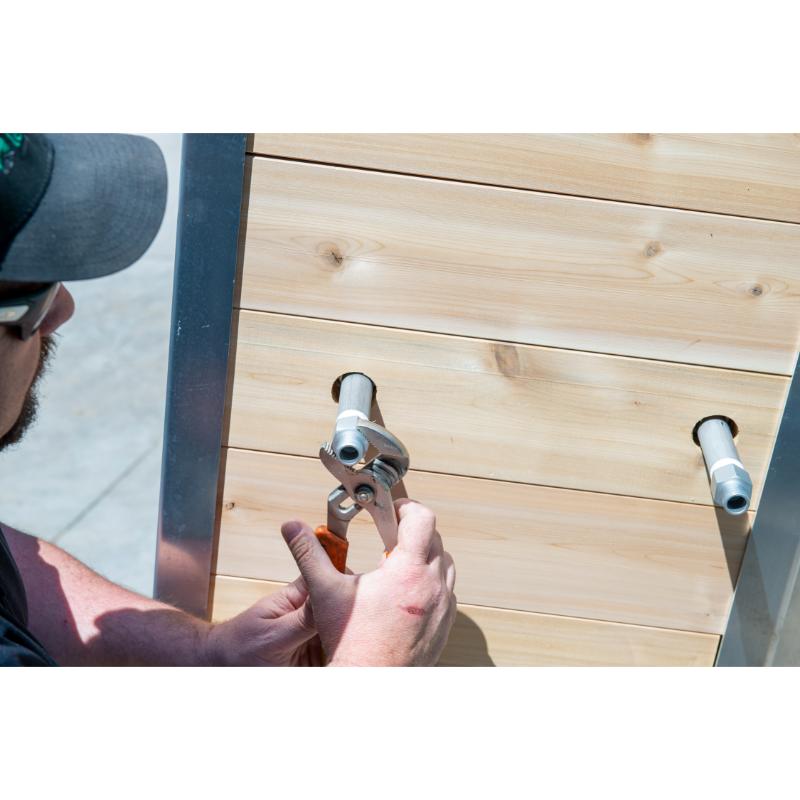 Polar Cold Plunge Tub-adjusting water pipes