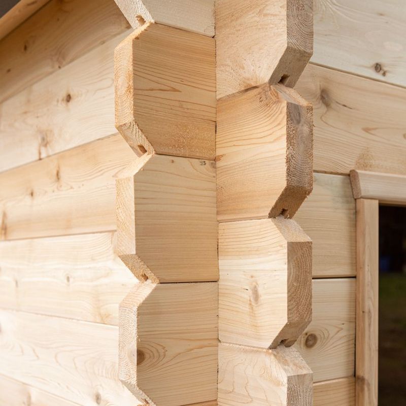 Dundalk LeisureCraft Georgian Outdoor 6 Person Steam Sauna - close up of the cross beam construction