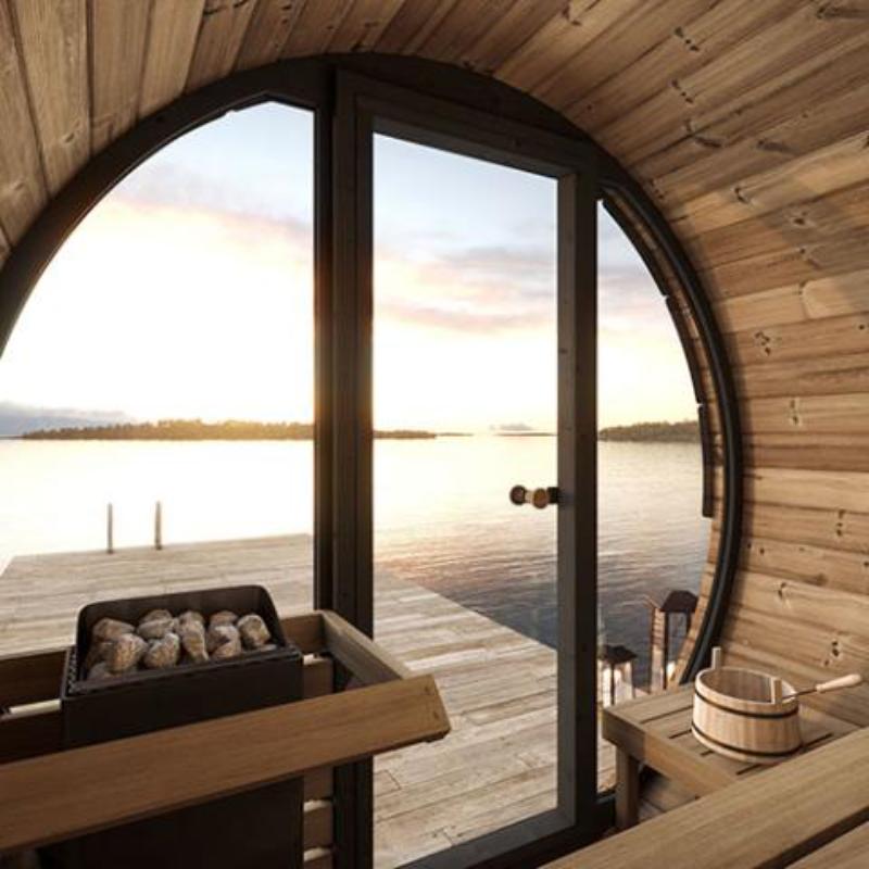 SaunaLife Ergo Barrel Sauna Model EE6G - lake view from the inside looking through glass wall and door